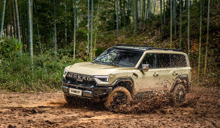 智能越野双升维猛士向豪华智能越野第一品牌迈进