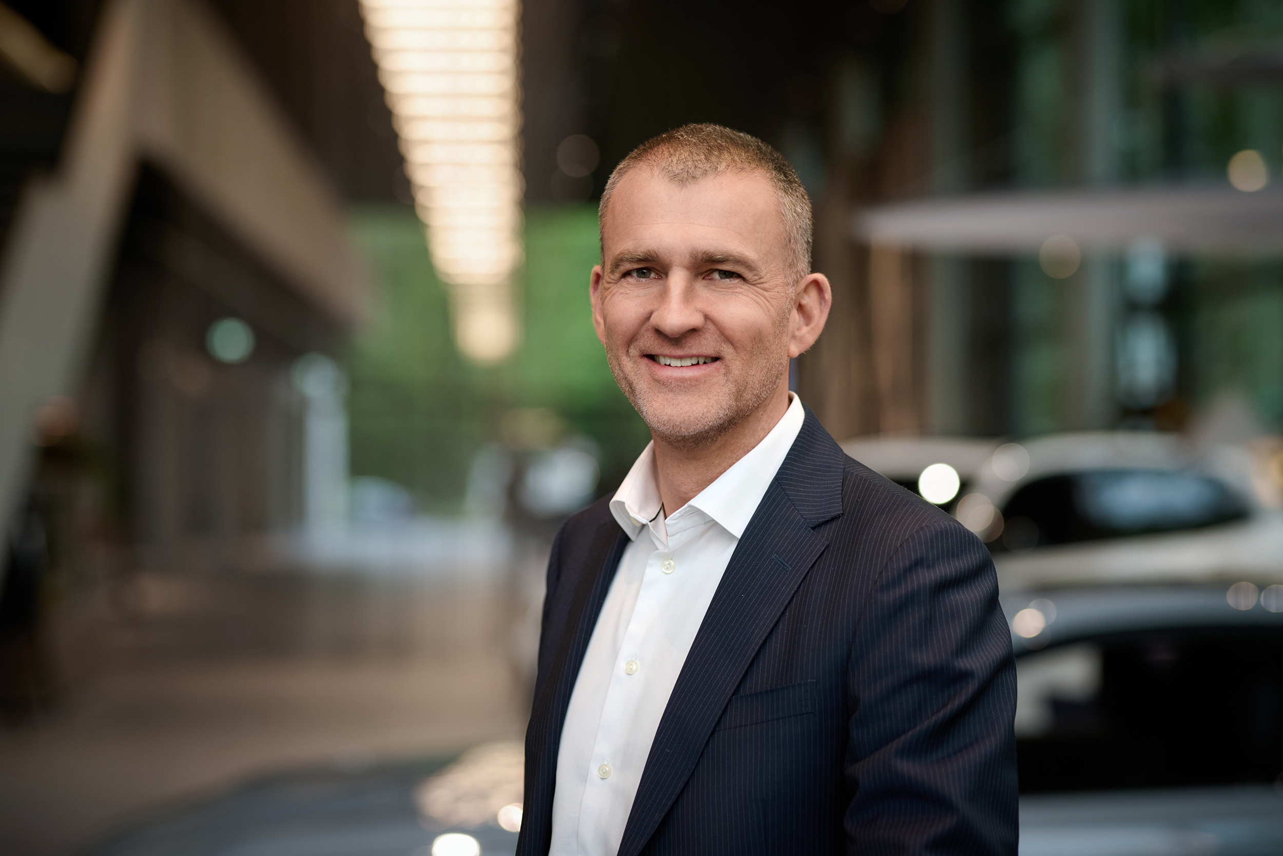 宝马中国换帅：电动化样本“空降”与中国市场考题